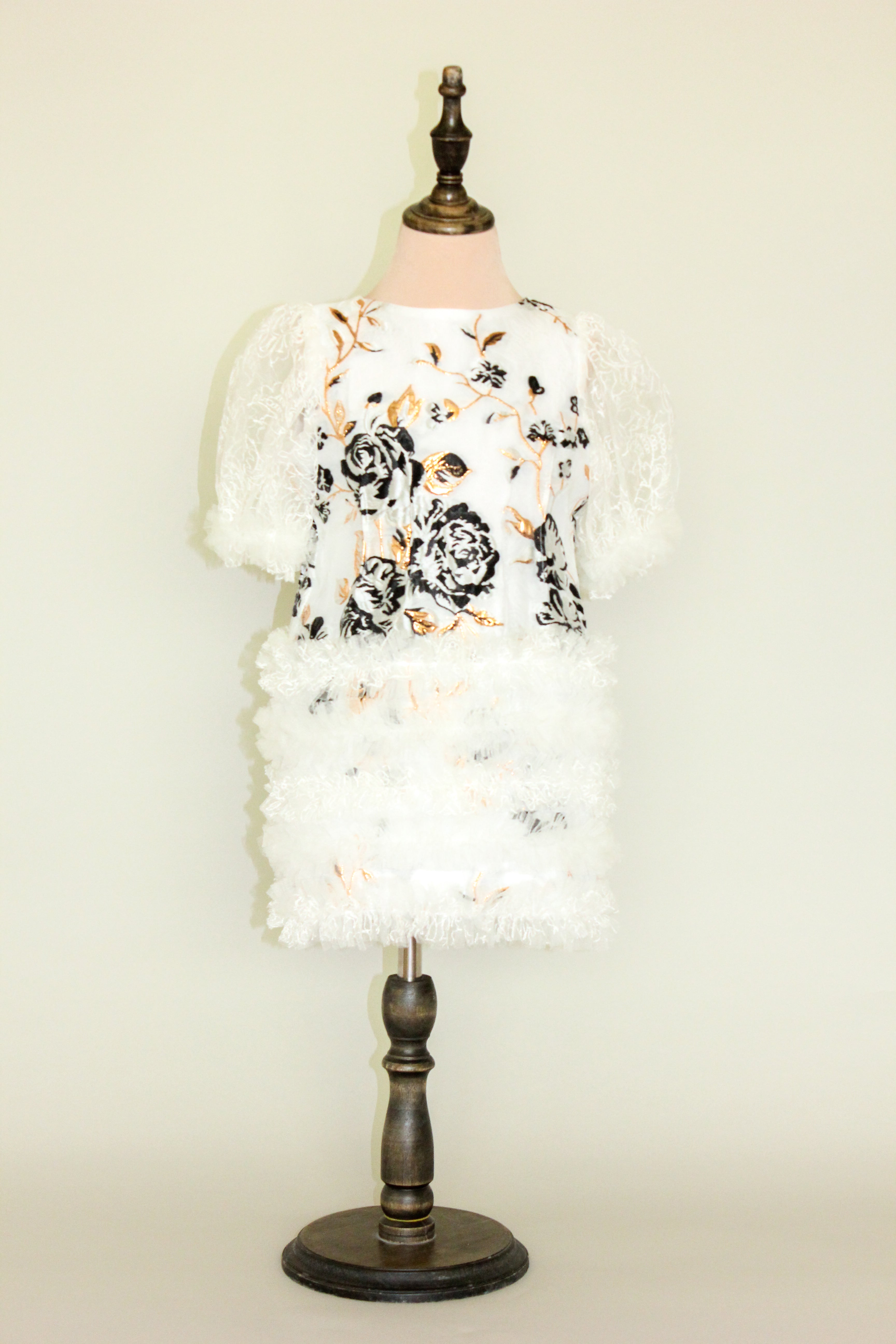 Dreamy Ruffled Lace Dress 4 -5 Years