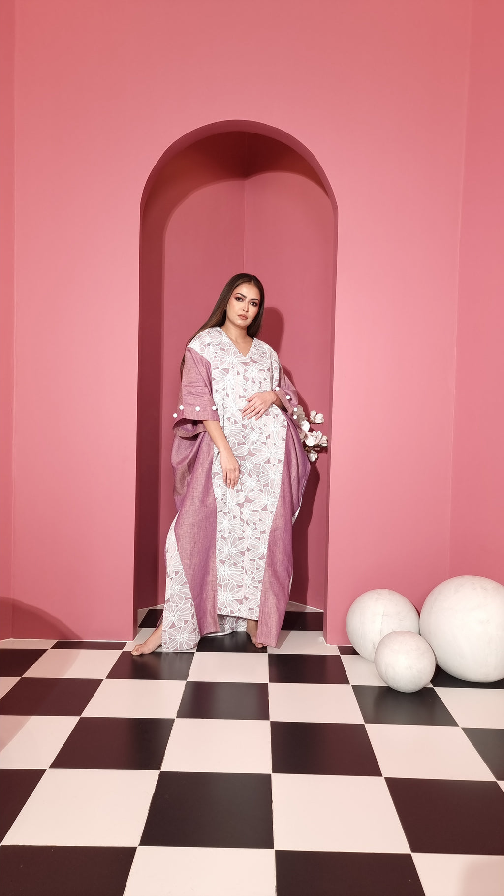 Floral Cotton -Linnen Kaftan with Pom-Poms, Free Size